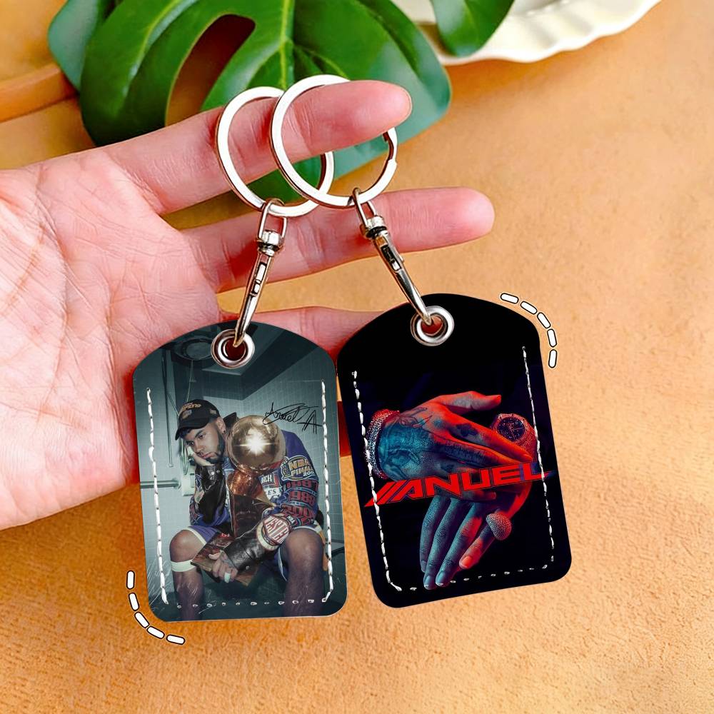 Певица Anuel AA держатель карт – обзор и цена Lockbox Key Secure