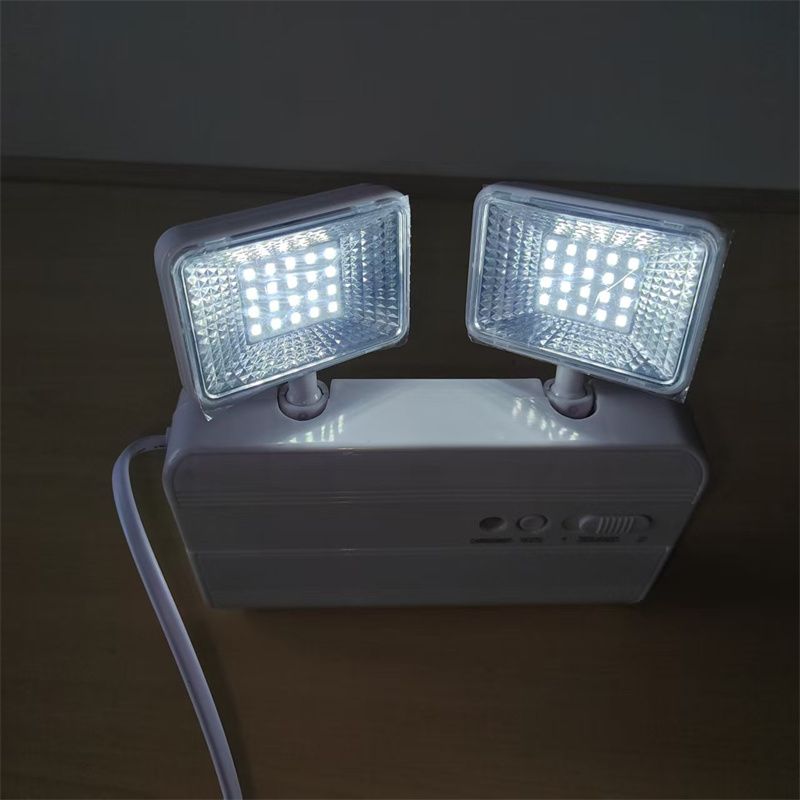 360 °   Портативная многофункц – обзор и цена Power Outage Light