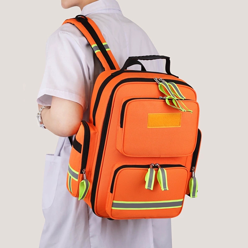Аварийный набор для автомобиля – обзор и цена First Aid Bag Kit
